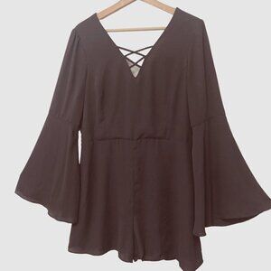 Everyly Romper Size Large Dark Charcoal Gray Bell Sleeves Lined EUC